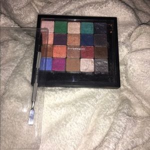 Mac urban Decay magnetic pallet